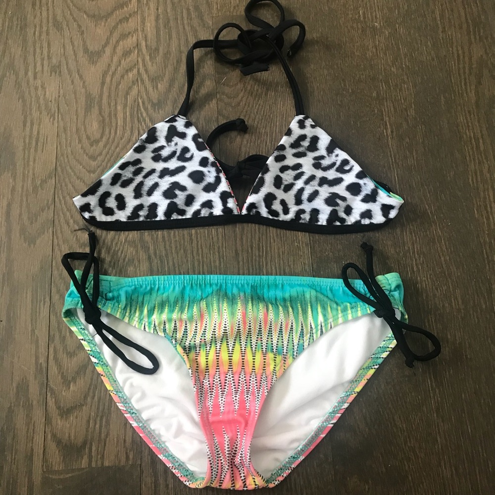 Like New Girls Hurley Swimsuit- Size 12